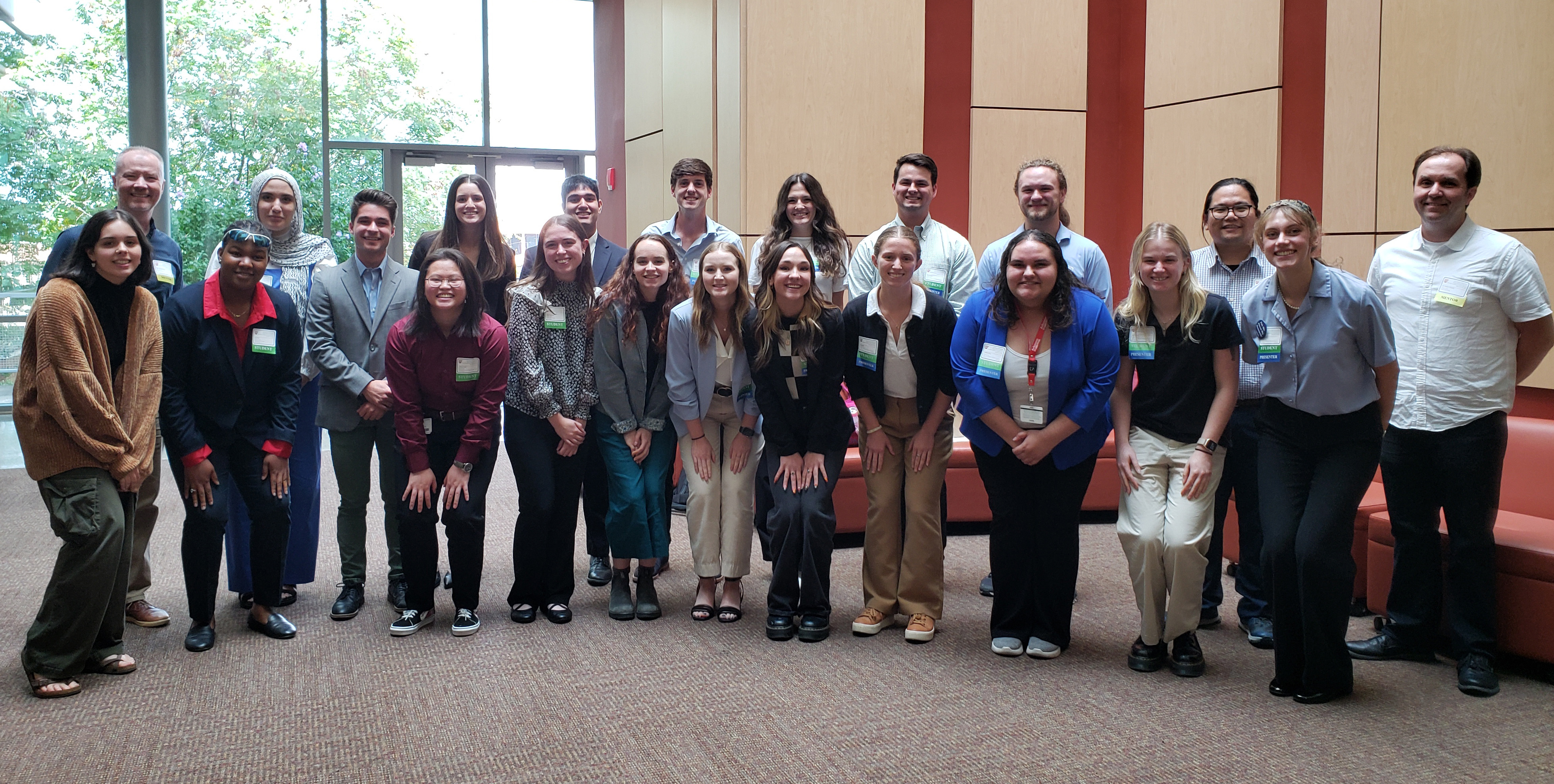 /uploadedimages/News/News_Releases/2024 Summer Research Symposium group photo_crop.jpg